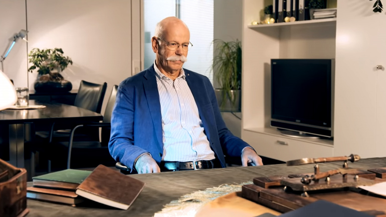 Ο πρόεδρος της Mercedes ψάχνει για δουλειά!